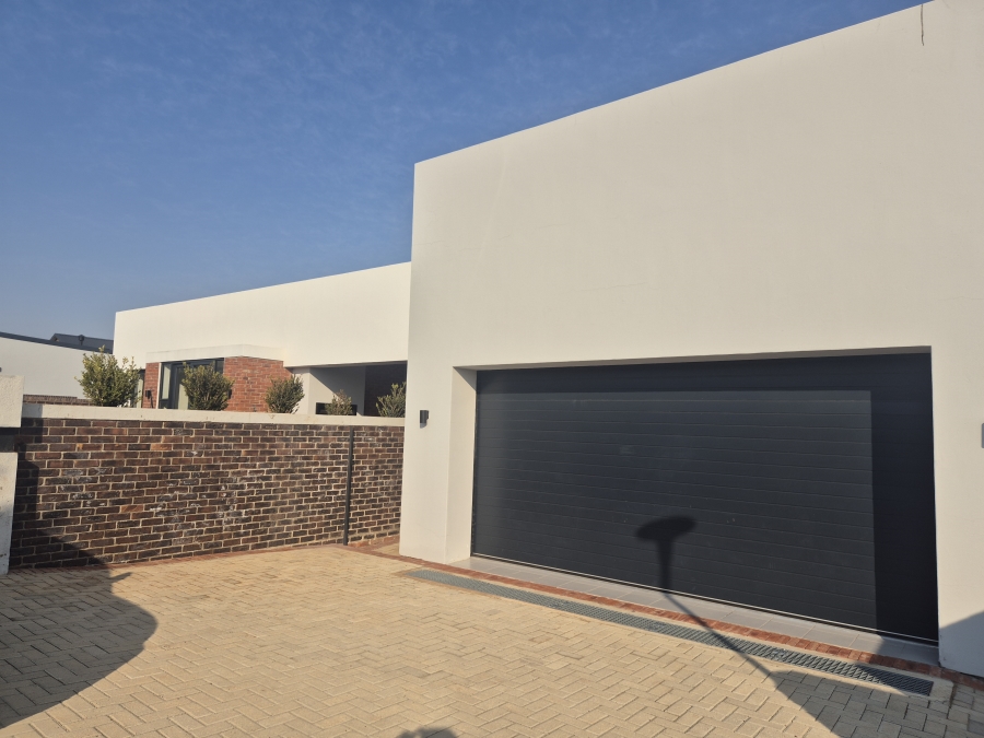 3 Bedroom Property for Sale in Helderzicht Eco Estate North West